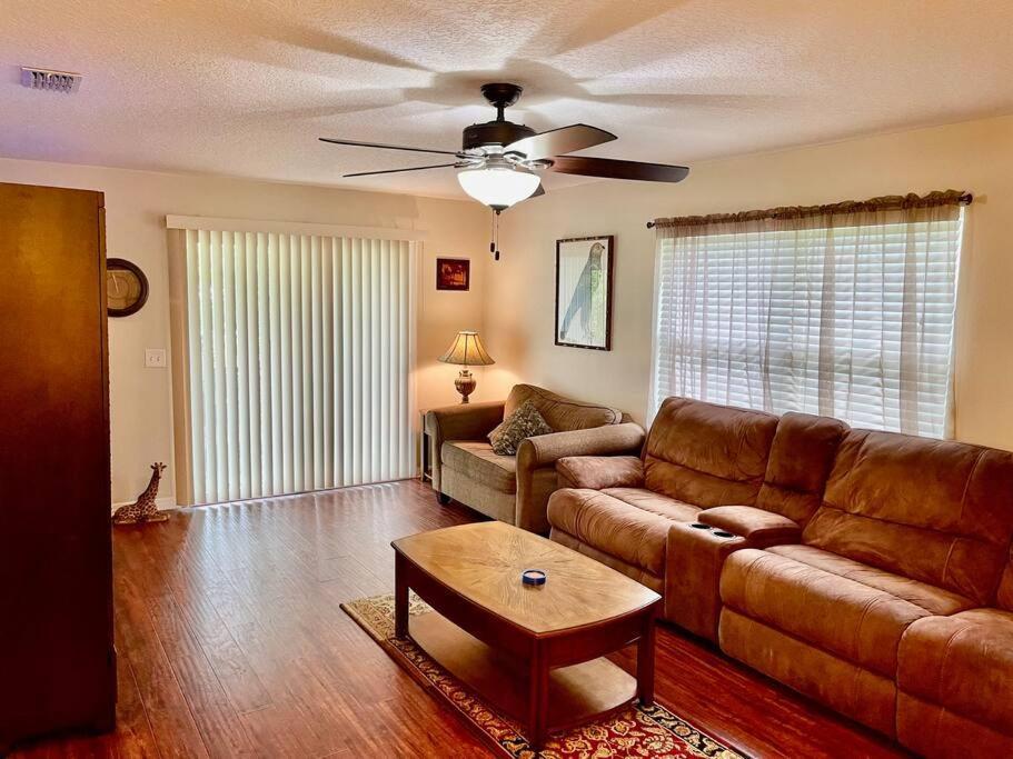 Cozy Modest Home Near Universal Studios/Volcanobay ออร์ลันโด ภายนอก รูปภาพ