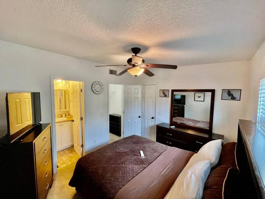 Cozy Modest Home Near Universal Studios/Volcanobay ออร์ลันโด ภายนอก รูปภาพ