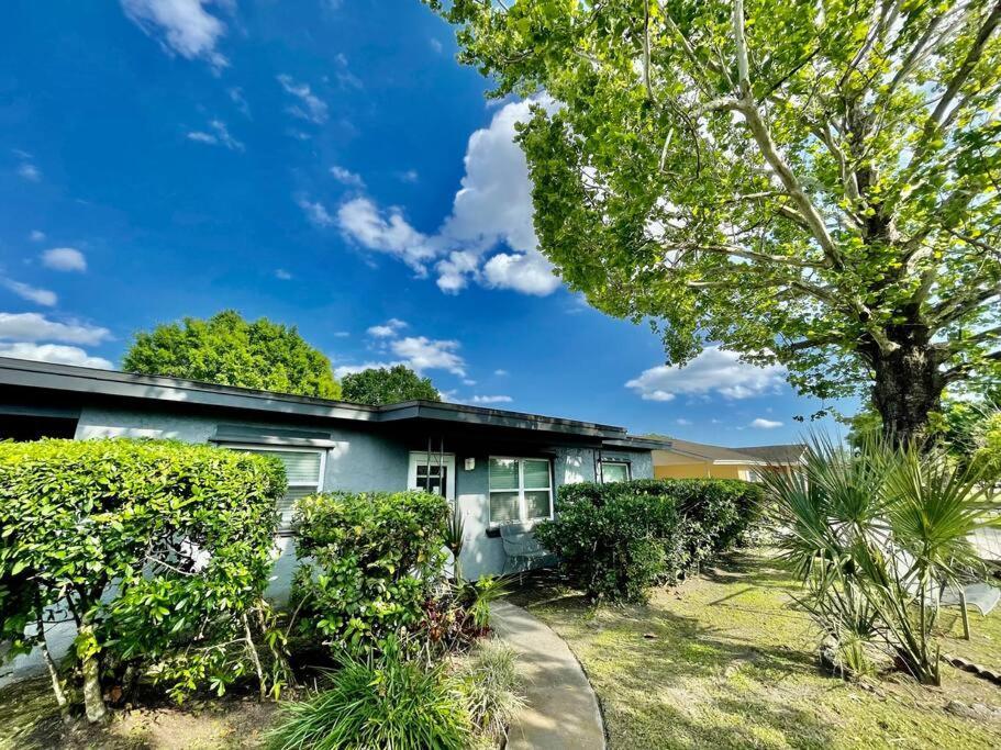 Cozy Modest Home Near Universal Studios/Volcanobay ออร์ลันโด ภายนอก รูปภาพ