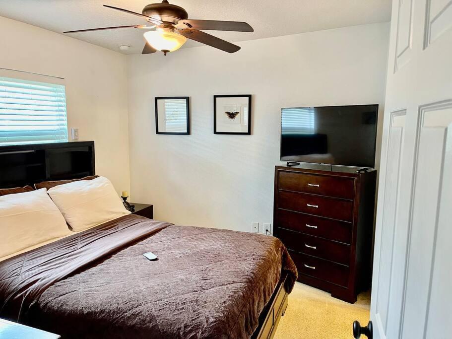 Cozy Modest Home Near Universal Studios/Volcanobay ออร์ลันโด ภายนอก รูปภาพ